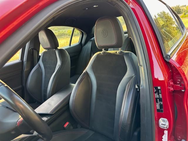 Alfa Romeo Giulia (952) for sale | ALFA ROMEO Giulia 2.9 T V6 Quadrifoglio MANUALE - Image 25