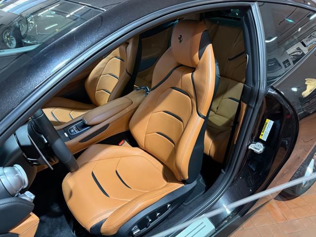 Ferrari GTC4Lusso for sale | FERRARI GTC4 Lusso V12 -GARANZIA FERRARI APPROVED-LIFTING - Image 44