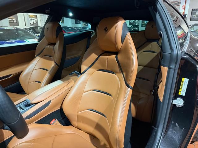 Ferrari GTC4Lusso for sale | FERRARI GTC4 Lusso V12 -GARANZIA FERRARI APPROVED-LIFTING - Image 9