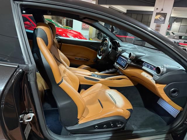 Ferrari GTC4Lusso for sale | FERRARI GTC4 Lusso V12 -GARANZIA FERRARI APPROVED-LIFTING - Image 41