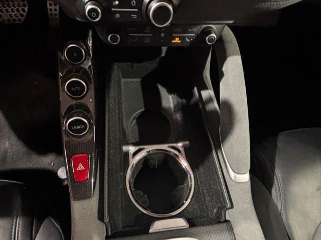 Ferrari GTC4Lusso for sale | FERRARI GTC4 Lusso V12 ALCANTARA-CARBONIO-WARRANTY 04/2027 - Image 22