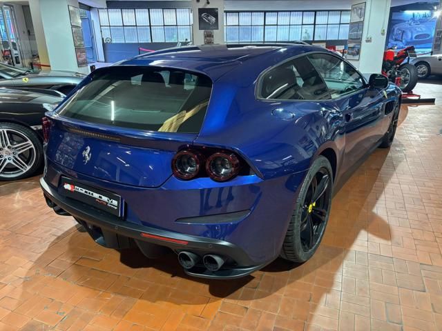 Ferrari GTC4Lusso for sale | FERRARI GTC4 Lusso V12 ALCANTARA-CARBONIO-WARRANTY 04/2027 - Image 21