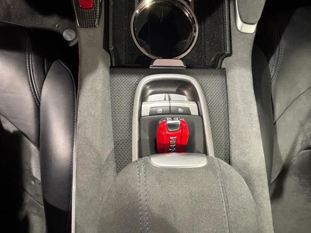 Ferrari GTC4Lusso for sale | FERRARI GTC4 Lusso V12 ALCANTARA-CARBONIO-WARRANTY 04/2027 - Image 16