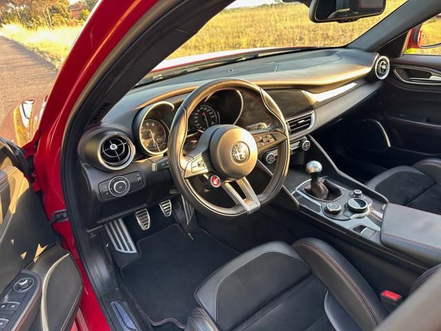 Alfa Romeo Giulia (952) for sale | ALFA ROMEO Giulia 2.9 T V6 Quadrifoglio MANUALE - Image 23