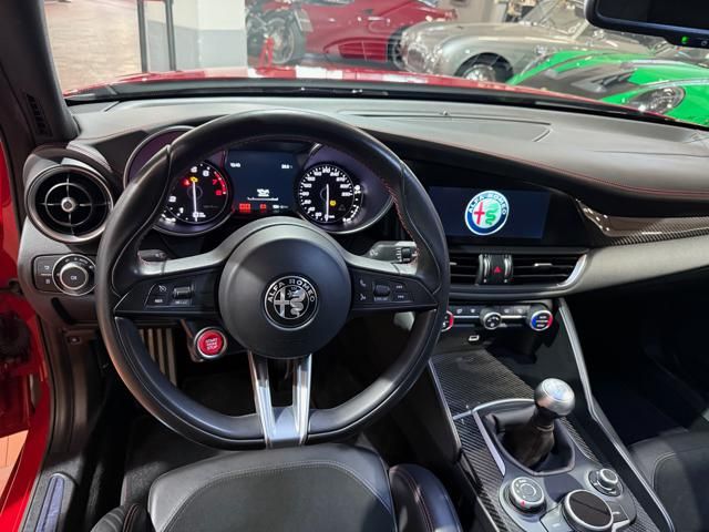 Alfa Romeo Giulia (952) for sale | ALFA ROMEO Giulia 2.9 T V6 Quadrifoglio MANUALE - Image 8