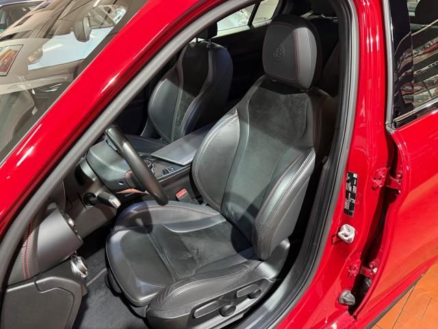 Alfa Romeo Giulia (952) for sale | ALFA ROMEO Giulia 2.9 T V6 Quadrifoglio MANUALE - Image 11