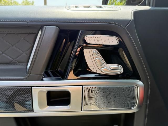 Mercedes-Benz G-Class for sale | MERCEDES-BENZ G 63 AMG Premium Plus MANUFAKTUR-VERDE OLIVA - Image 12