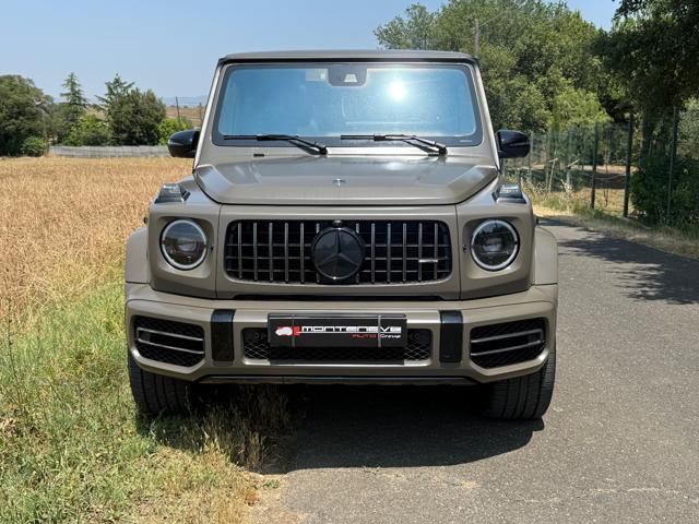 Mercedes-Benz G-Class for sale | MERCEDES-BENZ G 63 AMG Premium Plus MANUFAKTUR-VERDE OLIVA - Image 2
