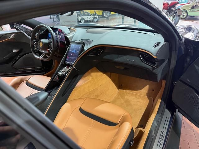 Ferrari Roma for sale | FERRARI Roma Blu Pozzi Pelle Cuoio - Ferrari Italia - Image 14