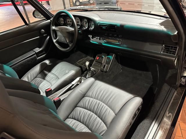 Porsche 911 for sale | PORSCHE 993 4S WLS 3.8 da 300CV X51 da telaio - Service book - Image 12