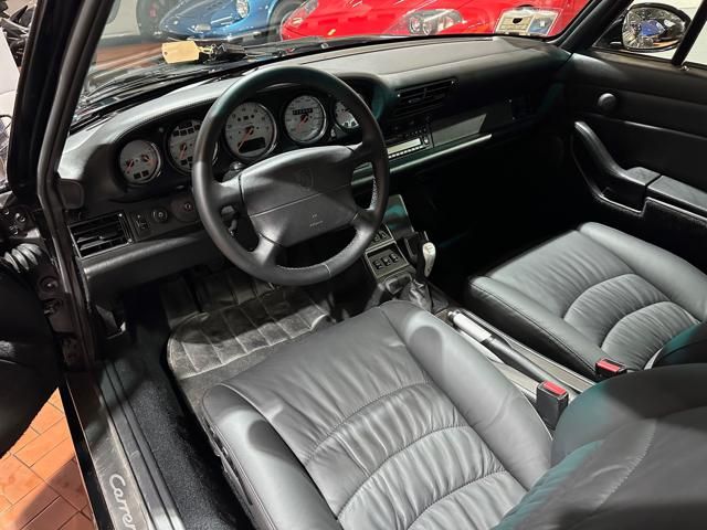 Porsche 911 for sale | PORSCHE 993 4S WLS 3.8 da 300CV X51 da telaio - Service book - Image 26