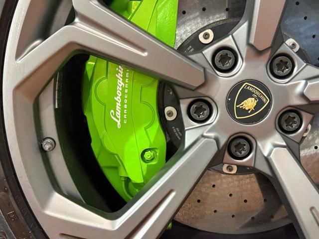 Lamborghini Urus for sale | LAMBORGHINI Urus 4.0 Uff.Italia Pelle Terra Asia -Tetto-Unico prop. - Image 28