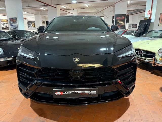 Lamborghini Urus for sale | LAMBORGHINI Urus 4.0 Uff.Italia Pelle Terra Asia -Tetto-Unico prop. - Image 2