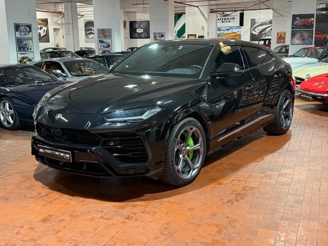 Lamborghini Urus for sale | LAMBORGHINI Urus 4.0 Uff.Italia Pelle Terra Asia -Tetto-Unico prop. - Image 3