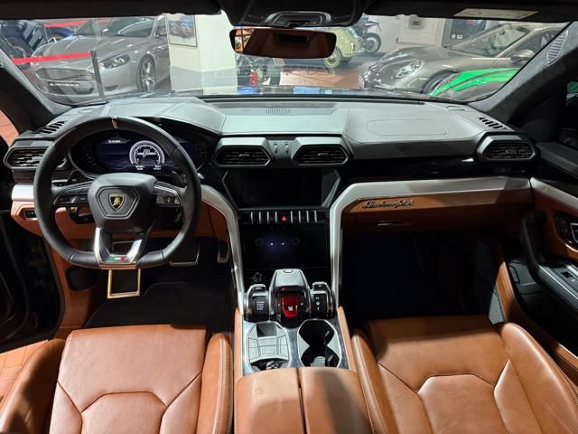 Lamborghini Urus for sale | LAMBORGHINI Urus 4.0 Uff.Italia Pelle Terra Asia -Tetto-Unico prop. - Image 18