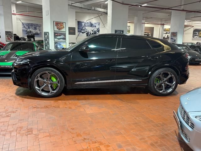 Lamborghini Urus for sale | LAMBORGHINI Urus 4.0 Uff.Italia Pelle Terra Asia -Tetto-Unico prop. - Image 43