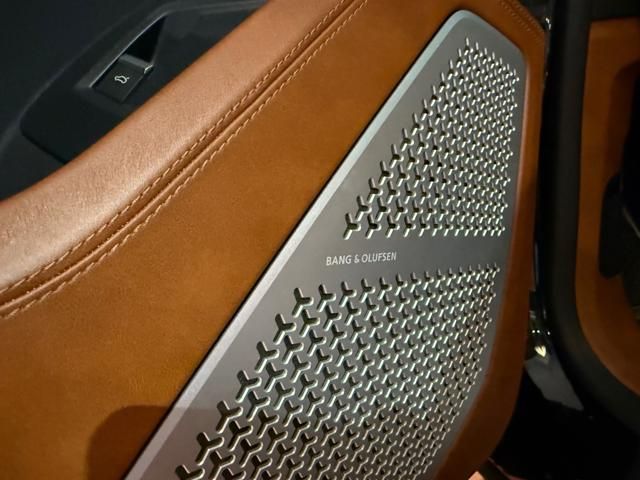 Lamborghini Urus for sale | LAMBORGHINI Urus 4.0 Uff.Italia Pelle Terra Asia -Tetto-Unico prop. - Image 13