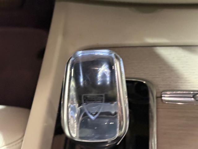 Volvo XC60 for sale | VOLVO XC60 B4 (d) AWD Geartronic Inscription - Image 16