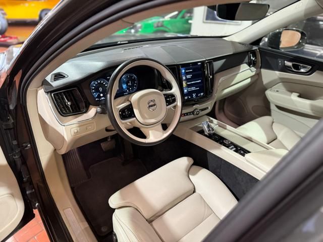 Volvo XC60 for sale | VOLVO XC60 B4 (d) AWD Geartronic Inscription - Image 7