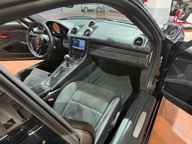 Porsche Cayman for sale | PORSCHE Cayman 4.0 GT4 Alcantara/Carbonio/Chrono/PPF/Tagliandi - Image 12