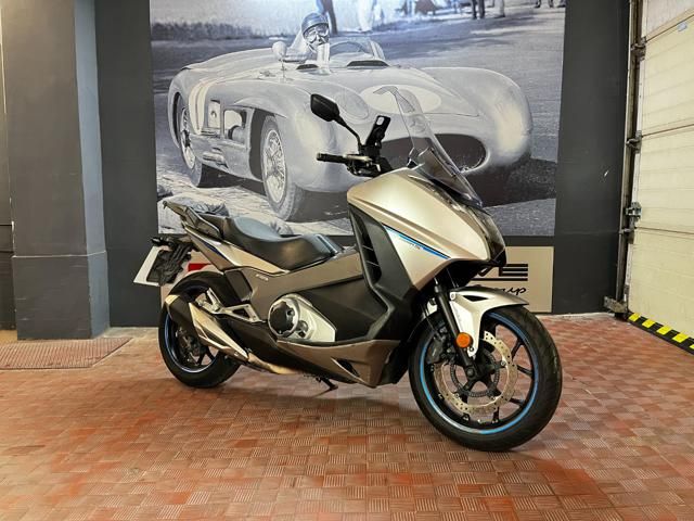 Honda Integra for sale | HONDA Integra 750 S ABS Tagliandi -Bauletto-Antifurto - Image 9