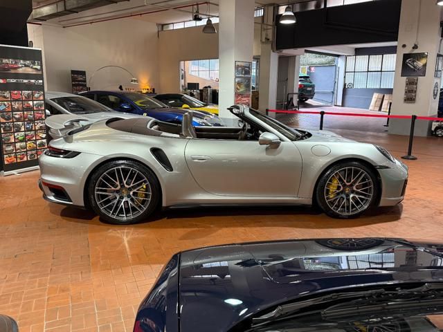 Porsche 911 for sale | PORSCHE 911 Turbo S Cabriolet -Pelle Marrone-Capote Marrone - Image 55