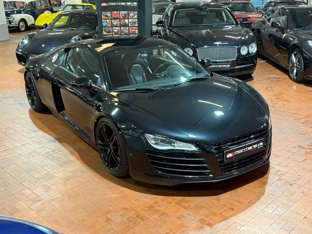 Audi R8 for sale | AUDI R8 4.2 V8 FSI Quattro-Tagliandi Audi-Book Service