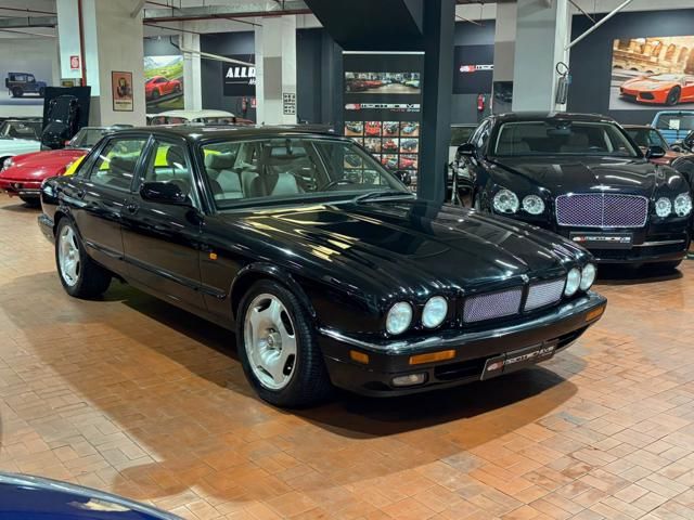 Jaguar XJ for sale | JAGUAR XJR 4.0 Ufficiale Italia