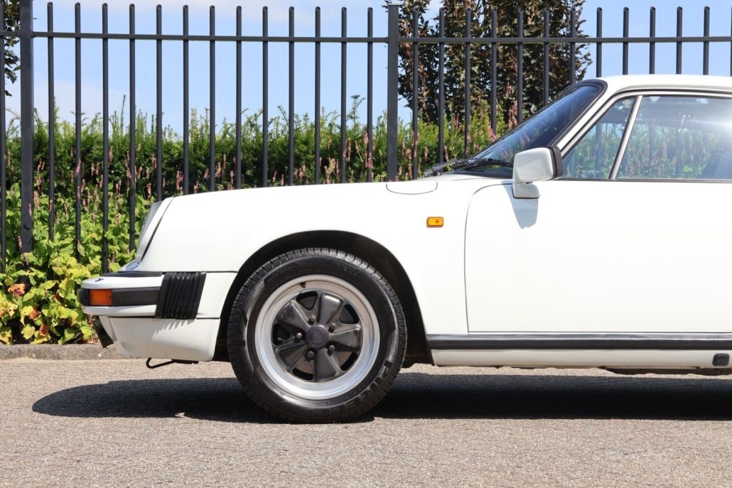 Porsche 911 for sale | Porsche 911 SC coupé - Image 23