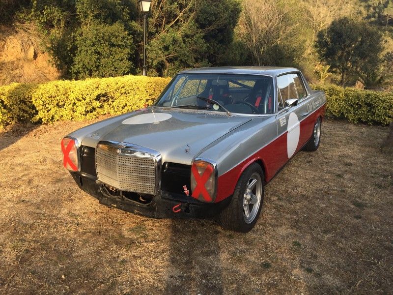 Mercedes-Benz W114/W115 (/8) for sale | Mercedes-Benz 250 C - Image 2