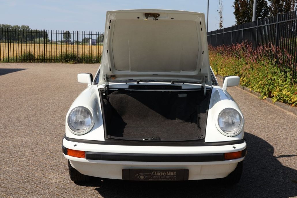 Porsche 911 for sale | Porsche 911 SC coupé - Image 33