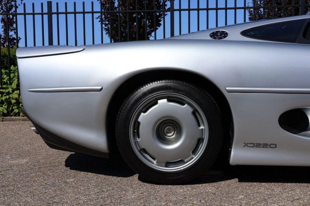 Jaguar XJ220 for sale | Jaguar XJ220 - Image 33