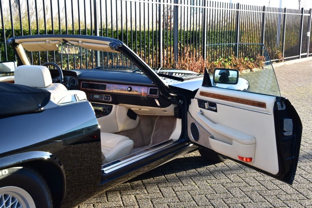 Jaguar XJ-S/XJS for sale | Jaguar XJ-S V12 convertible - Image 38