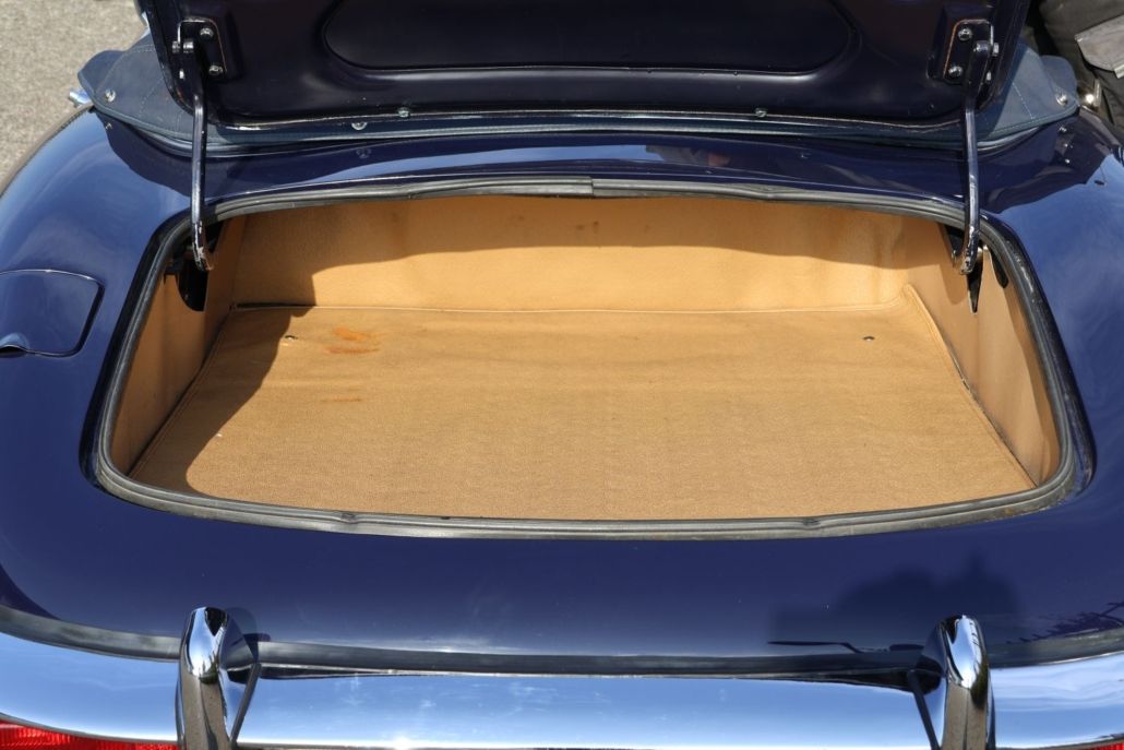 Jaguar E-Type for sale | Jaguar E-Type S2 OTS - Image 38