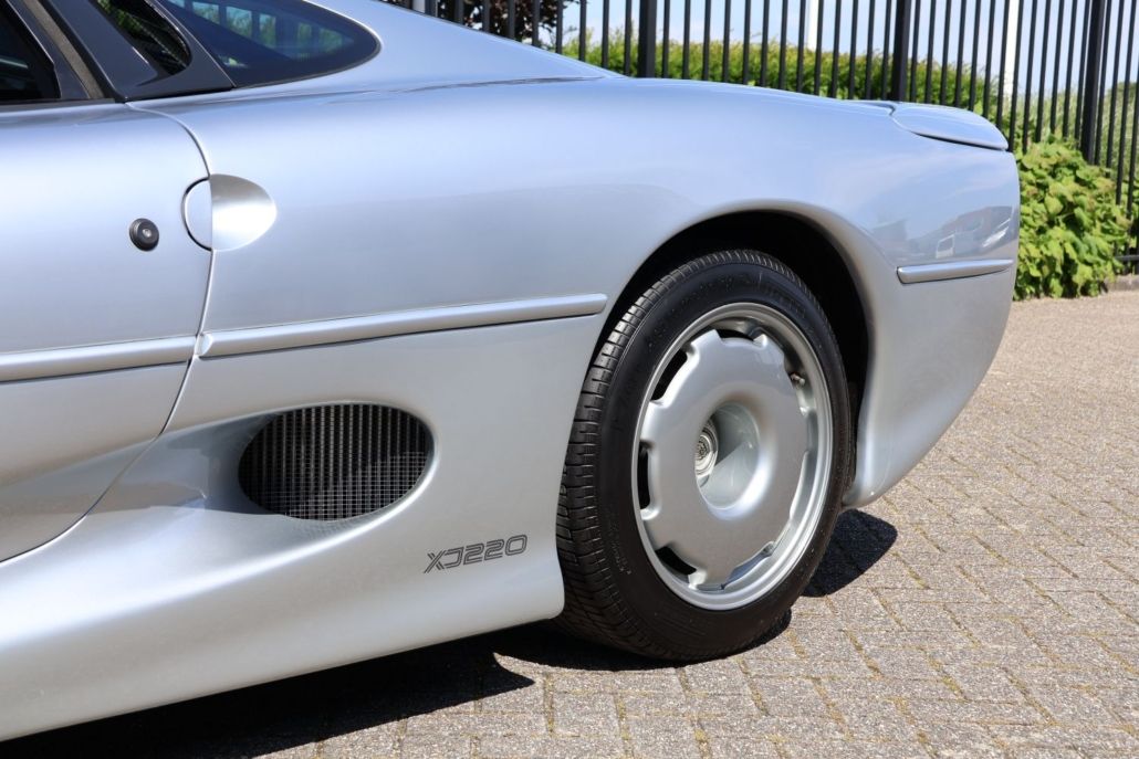 Jaguar XJ220 for sale | Jaguar XJ220 - Image 41