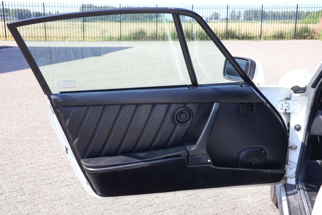 Porsche 911 for sale | Porsche 911 SC coupé - Image 44