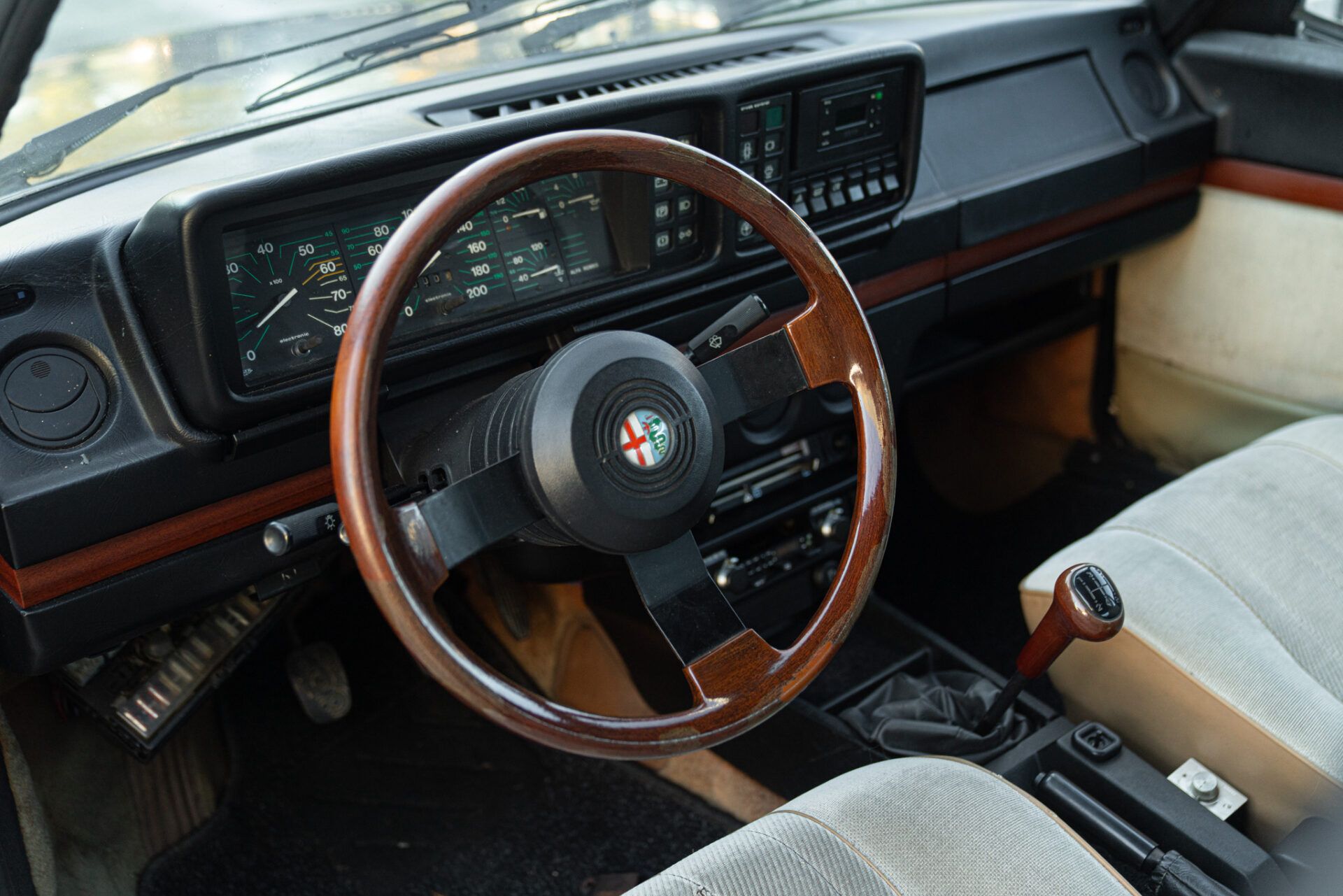 Alfa Romeo Alfetta (Berlina) for sale | 1983 Alfa Romeo Alfetta Quadrifoglio 2.0 - Image 13