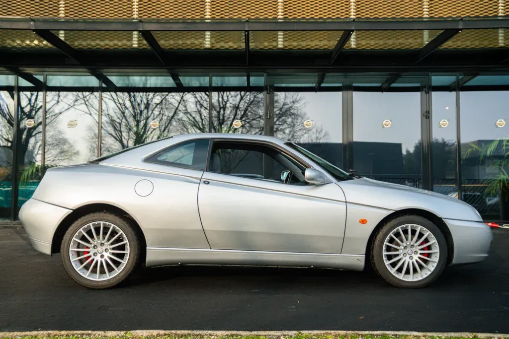Alfa Romeo GTV (916) for sale | 2003 ALFA ROMEO GTV 2.0 JTS 16V - Image 4