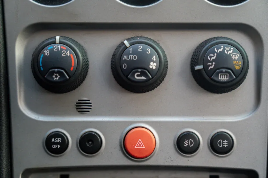 Alfa Romeo GTV (916) for sale | 2003 ALFA ROMEO GTV 2.0 JTS 16V - Image 43