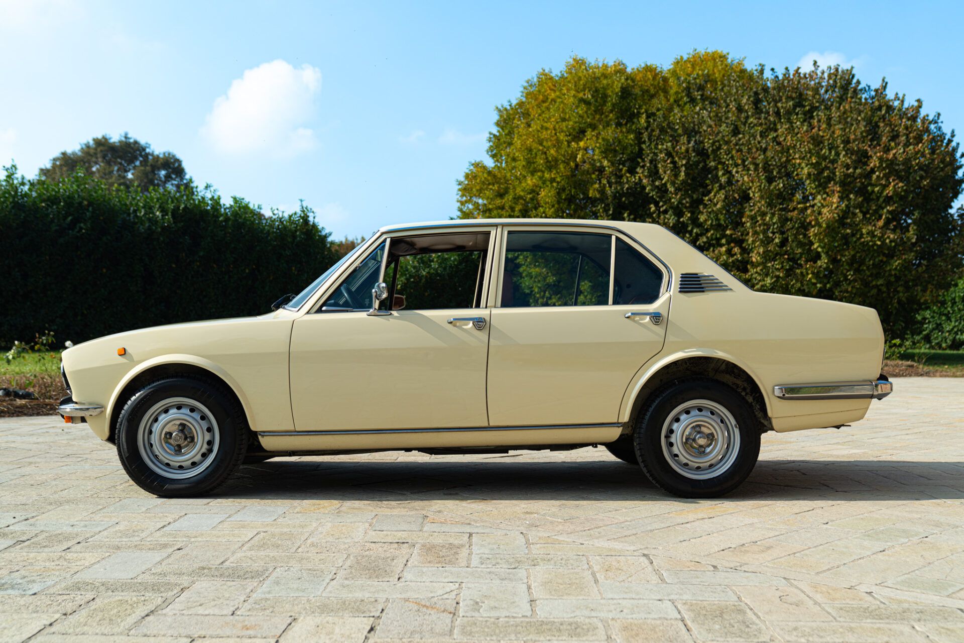 Alfa Romeo Alfetta (Berlina) for sale | 1977 ALFA ROMEO ALFETTA 1600 - Image 5