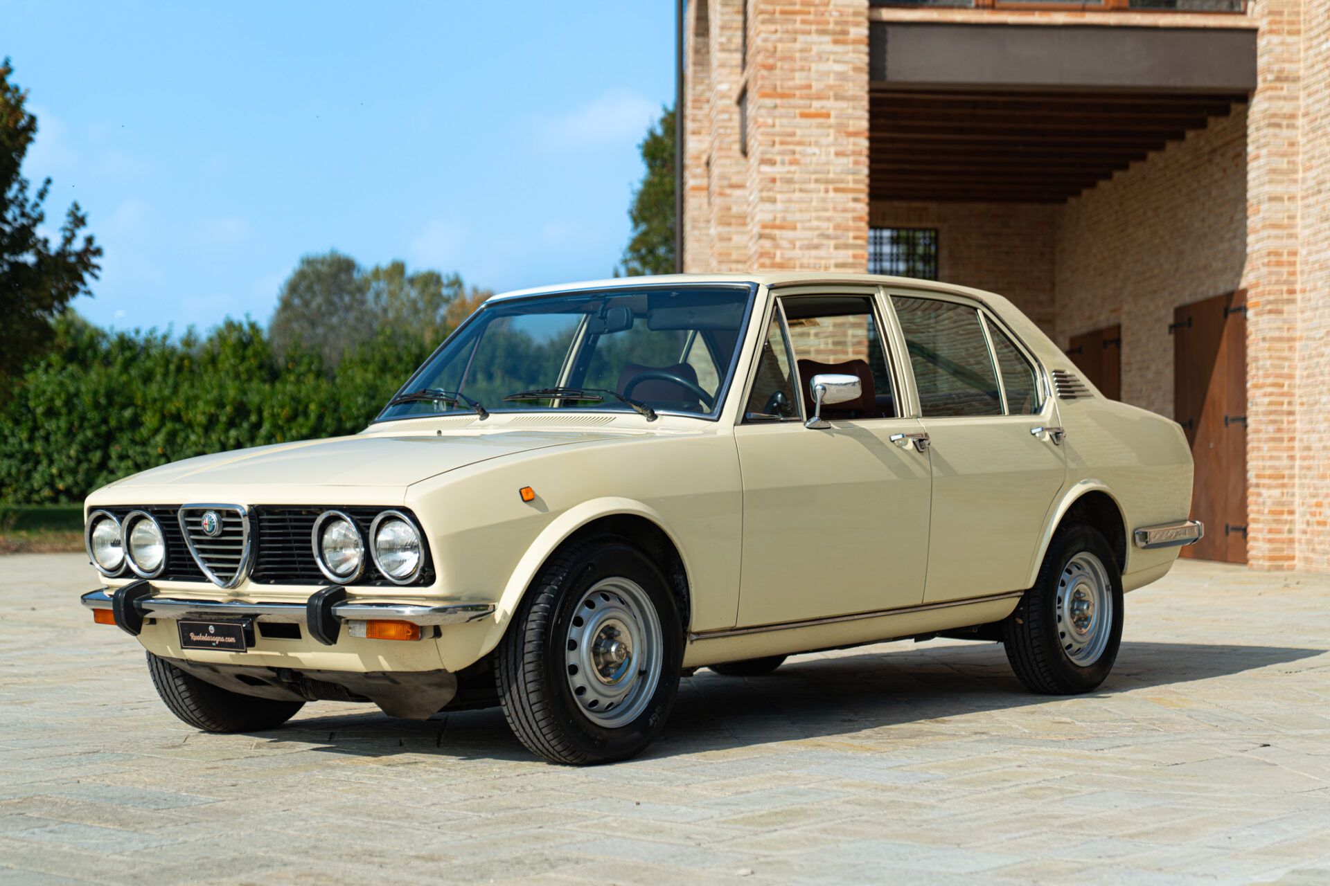 Alfa Romeo Alfetta (Berlina) for sale | 1977 ALFA ROMEO ALFETTA 1600