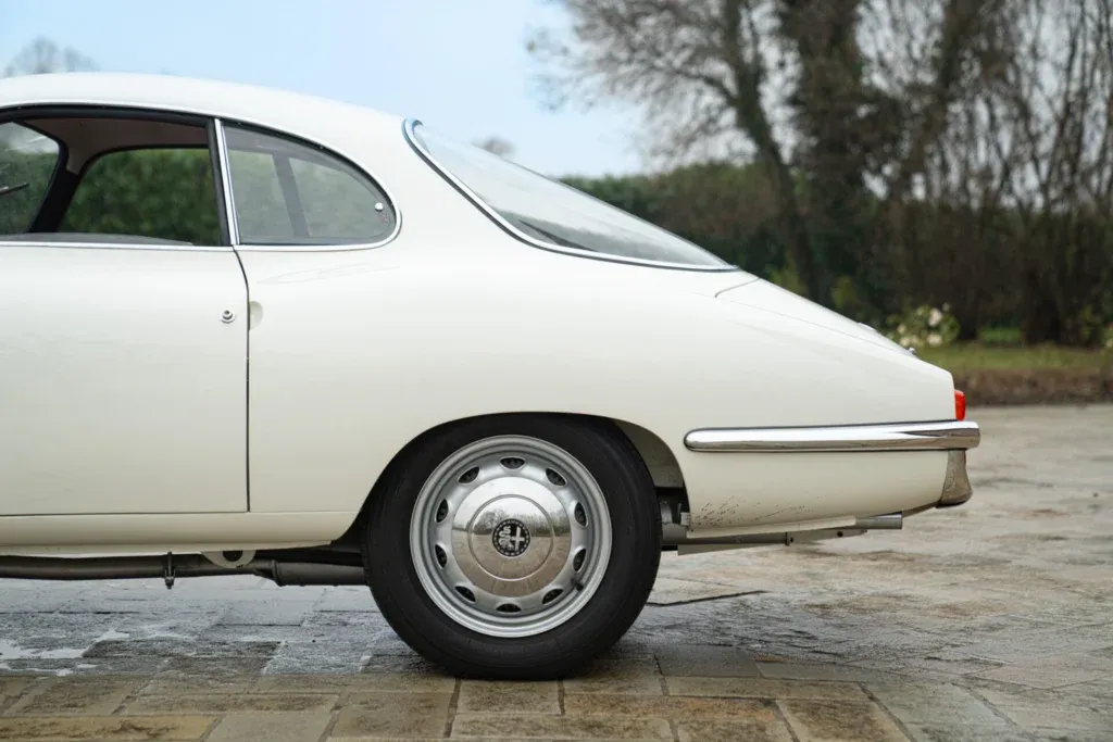 Alfa Romeo Giulietta (750/101) for sale | 1964 ALFA ROMEO GIULIA 1.6 SS BERTONE - Image 24