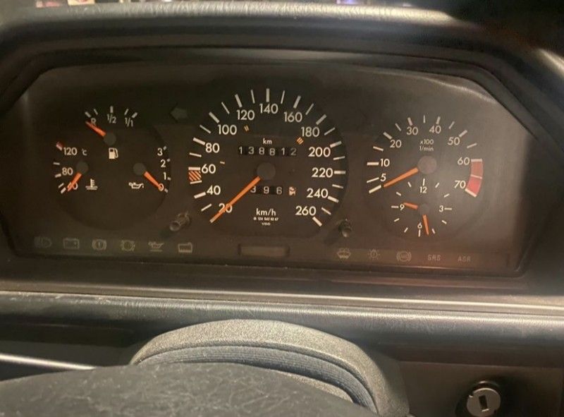 Mercedes-Benz E-Class for sale | Mercedes-Benz 500E - Image 8