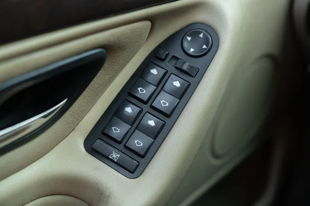 BMW 7 Series for sale | 1997 BMW 725 TDS - Image 40