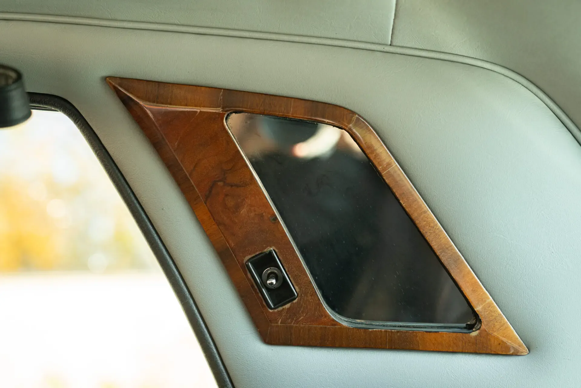 Bentley T-Series for sale | 1975 BENTLEY T-SERIES - Image 39