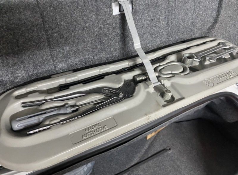 BMW 3 Series for sale | BMW 318i Cabrio - Image 6