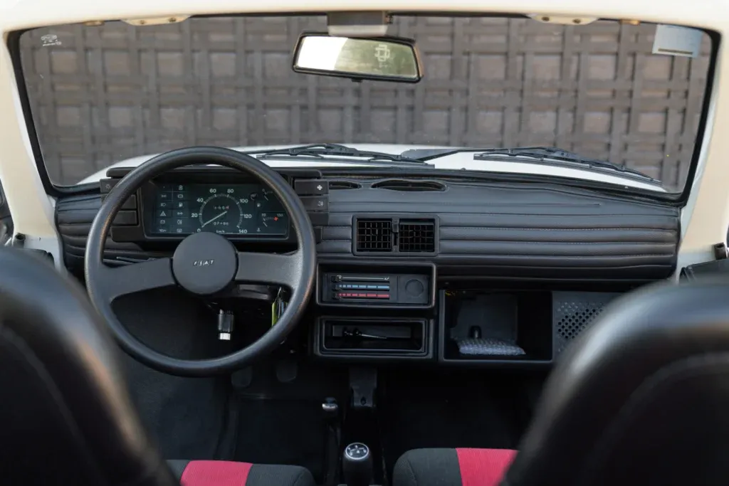 Fiat 126 for sale | 1992 FIAT 126 POP 2000 CABRIOLET - Image 46