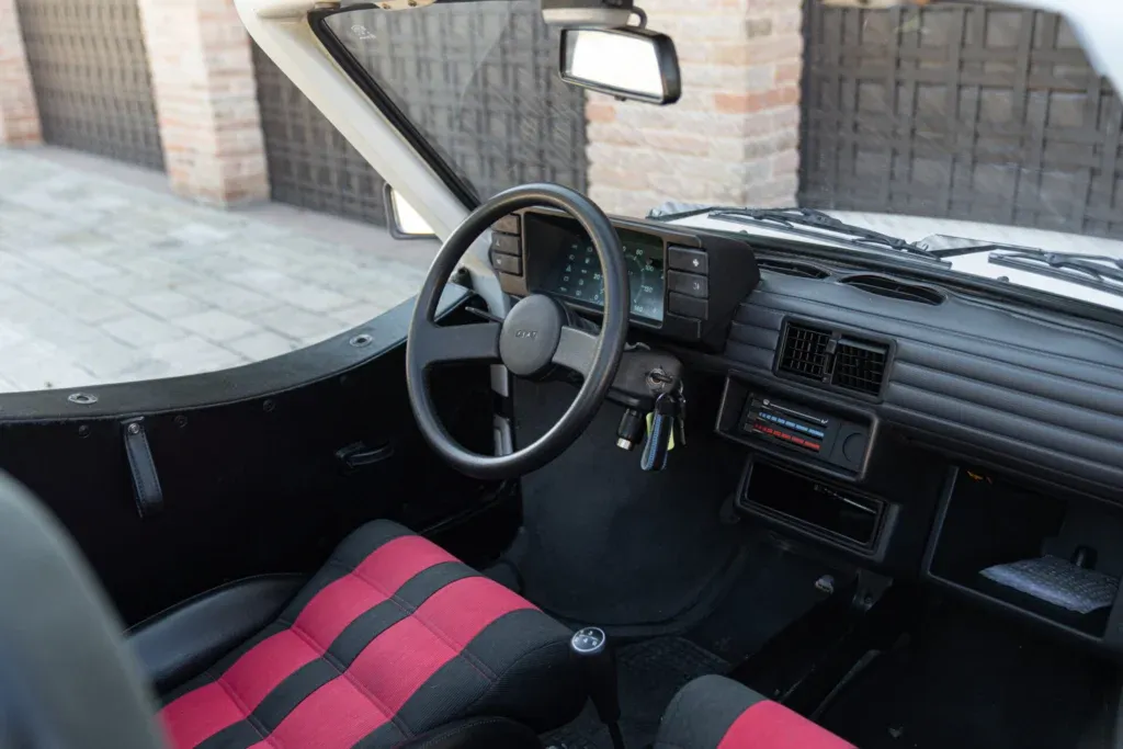 Fiat 126 for sale | 1992 FIAT 126 POP 2000 CABRIOLET - Image 31