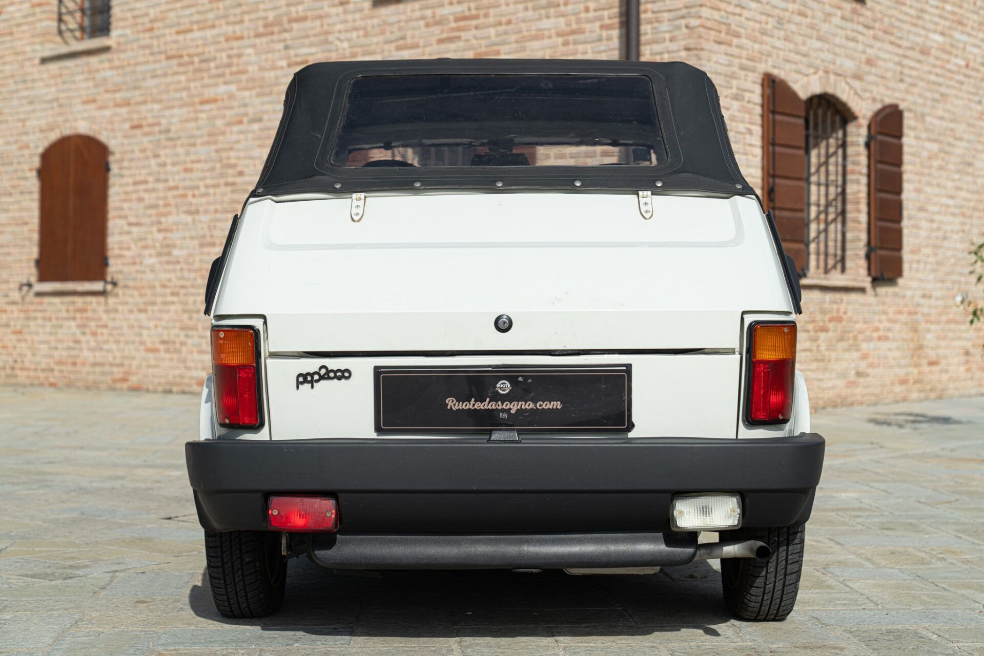 Fiat 126 for sale | 1992 FIAT 126 POP 2000 CABRIOLET - Image 12