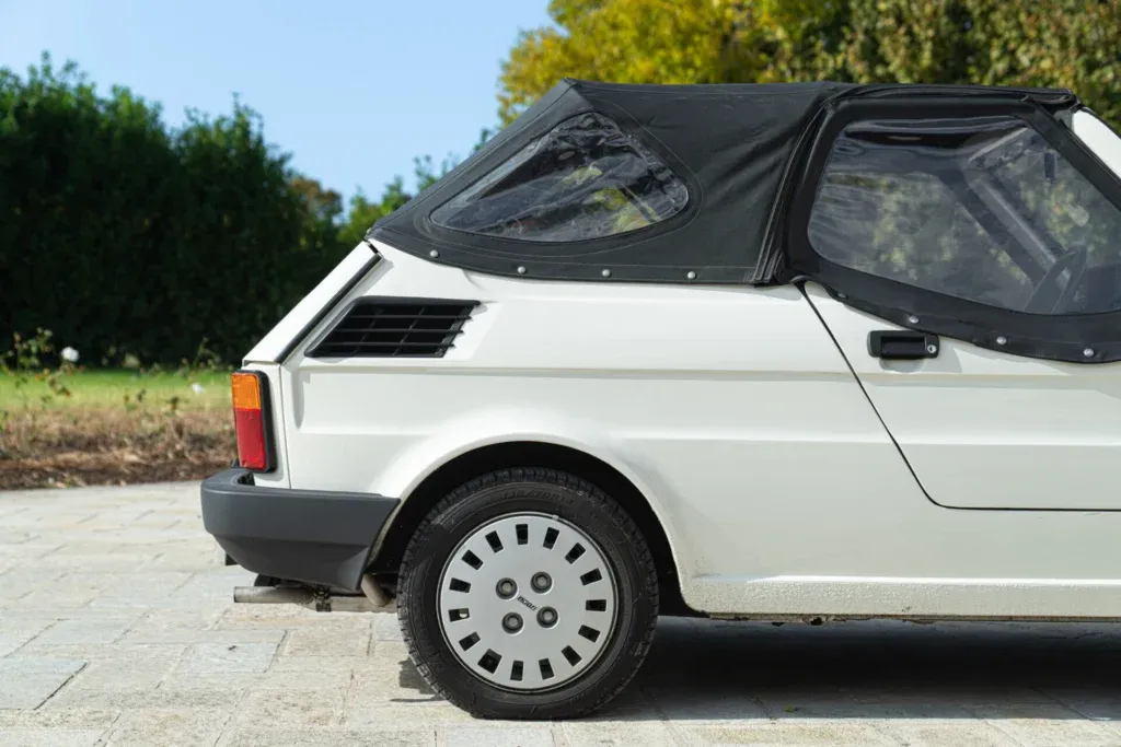 Fiat 126 for sale | 1992 FIAT 126 POP 2000 CABRIOLET - Image 18